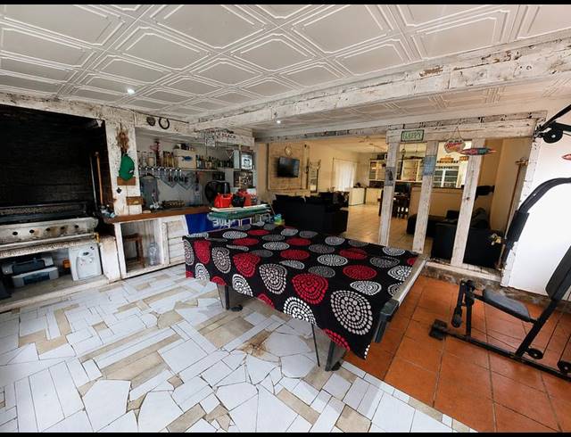 3 BEDROOM HOUSE FOR SALE IN UVONGO